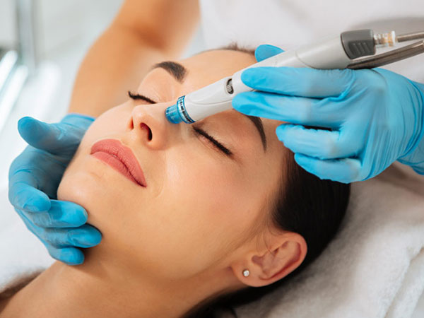 Hydra Facial